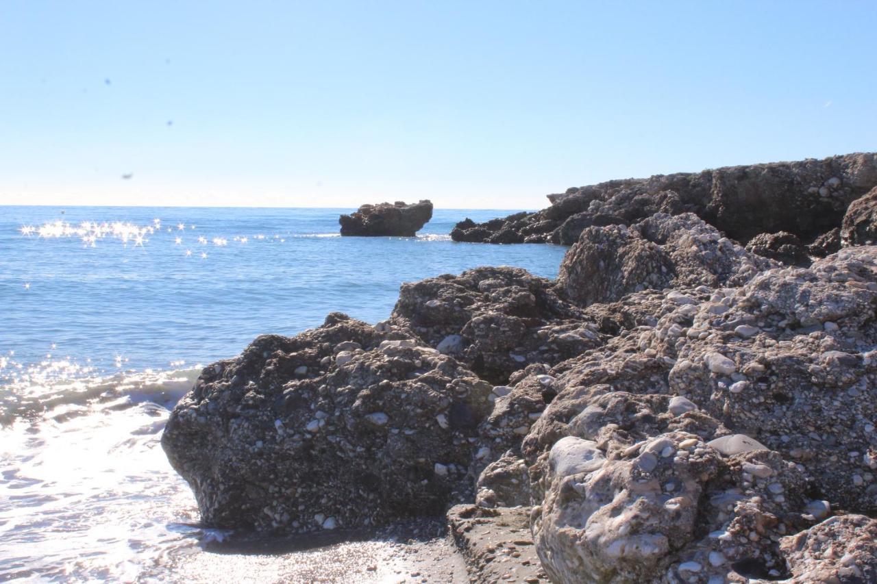 Bonito Y Tranquilo Apartamento , Cerca Del Mar. Torrox Exteriör bild