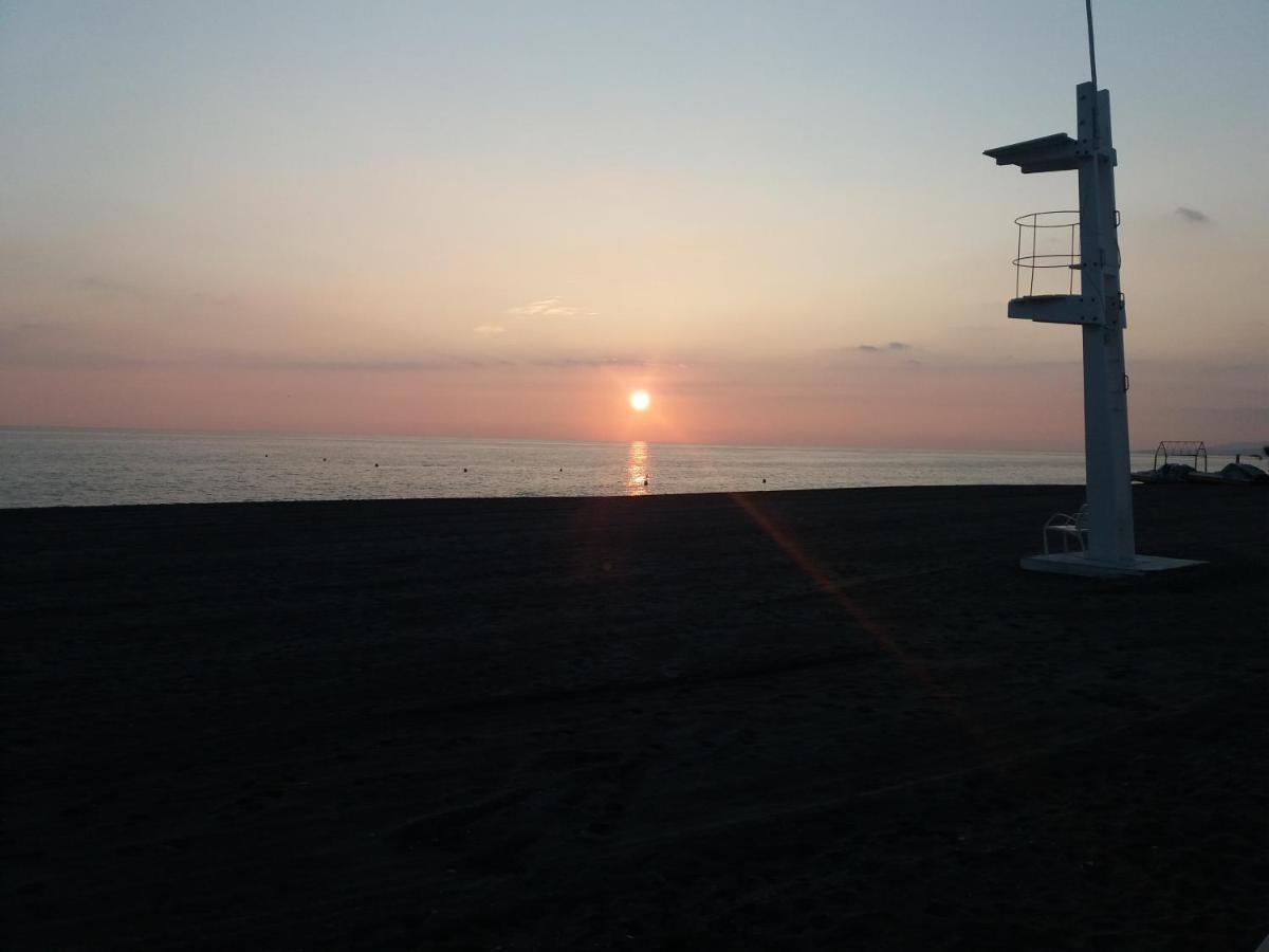 Bonito Y Tranquilo Apartamento , Cerca Del Mar. Torrox Exteriör bild